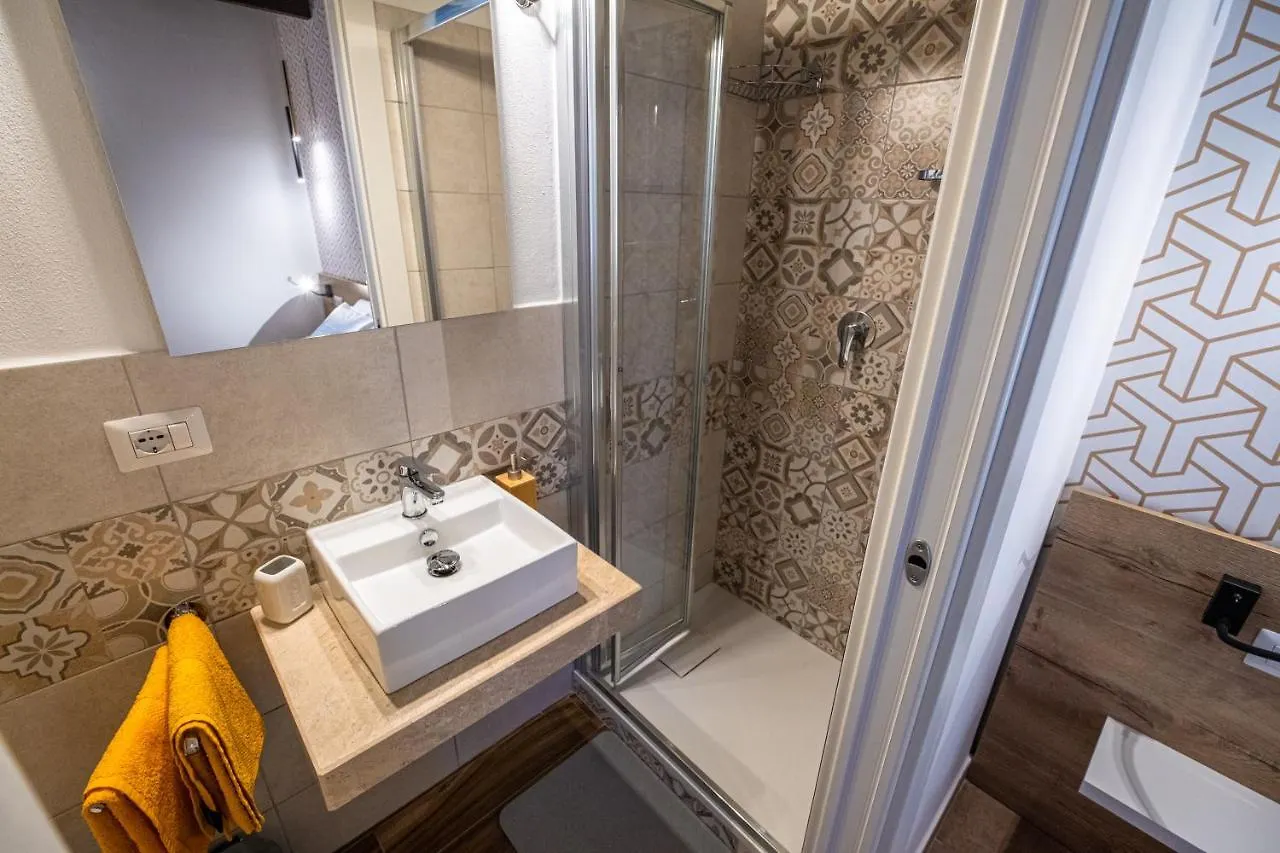 Avenida 12 Hotel Alghero 0*,  Italy