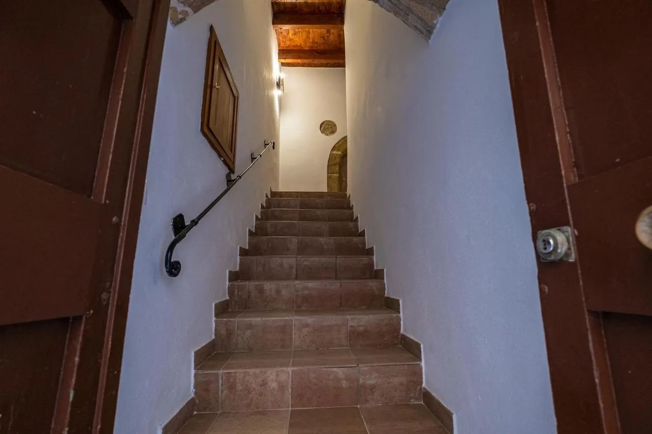Avenida 12 Hotel Alghero Guest house